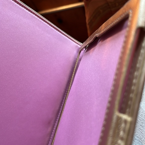 Gorgeous iPad Case 7.5”x 9.5” - Picture 6 of 6